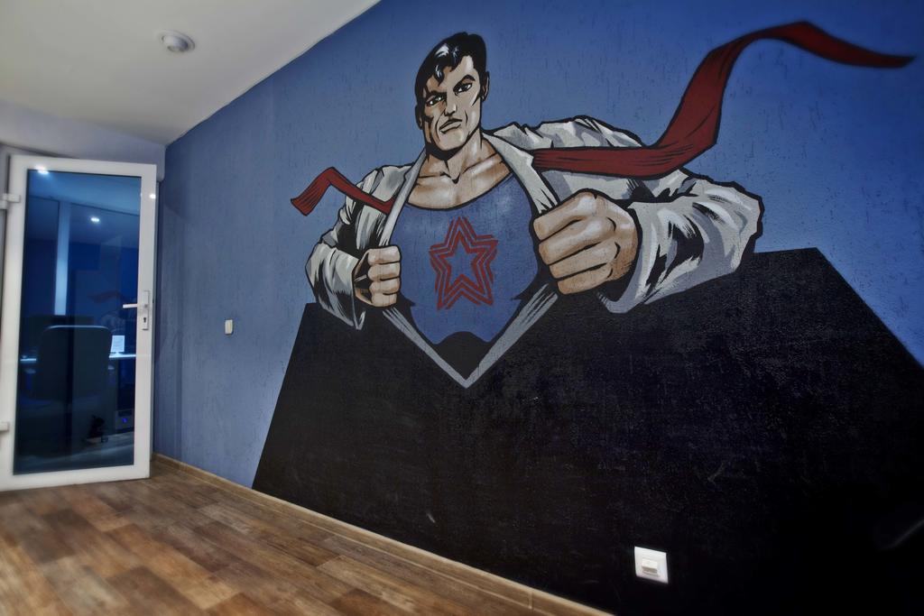 Red Star Hostel Екатеринбург Екстериор снимка