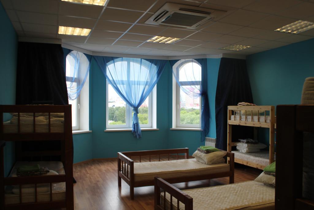 Red Star Hostel Екатеринбург Екстериор снимка